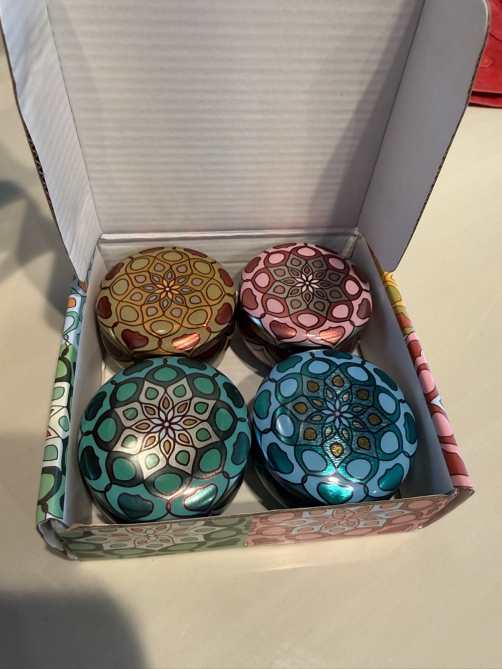 Decorative Scented Candle Tin Set - Blue, Teal, Pink, Gold 4 dries flowers